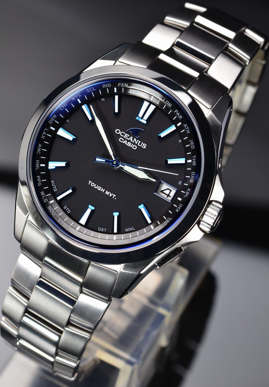 nøgle oxiderer kaos Casio Oceanus S100 Review – The Best Analog Watch in the World – Maximum  Functionality